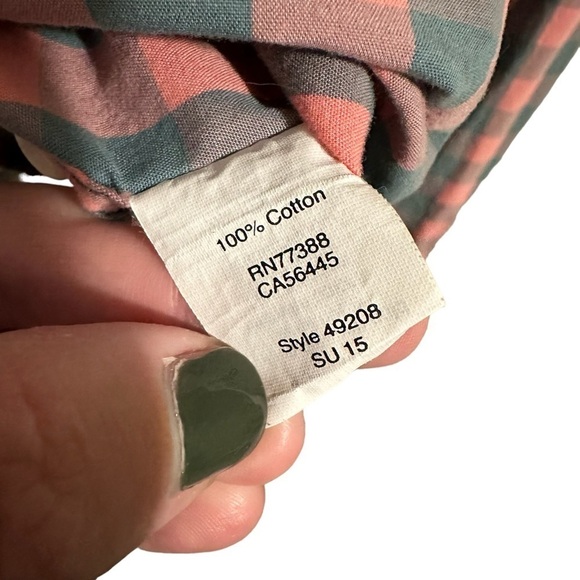 J.CREW Slim Washed Button Down Shirt Men’s Size Medium Red & Faded Blue - Picture 10 of 11